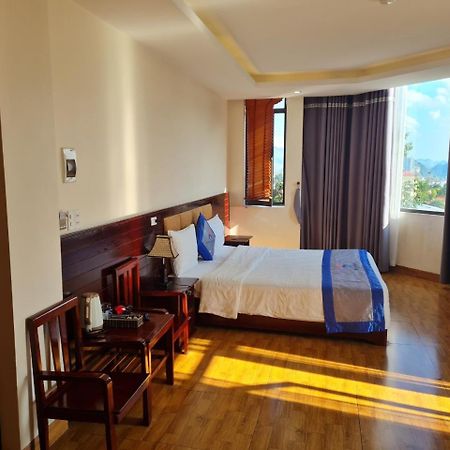 Minh Son Hotel Ta Lan Than Esterno foto