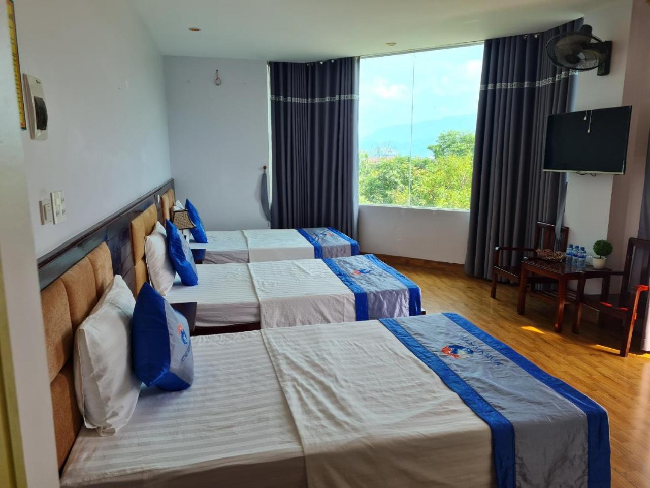 Minh Son Hotel Ta Lan Than Esterno foto
