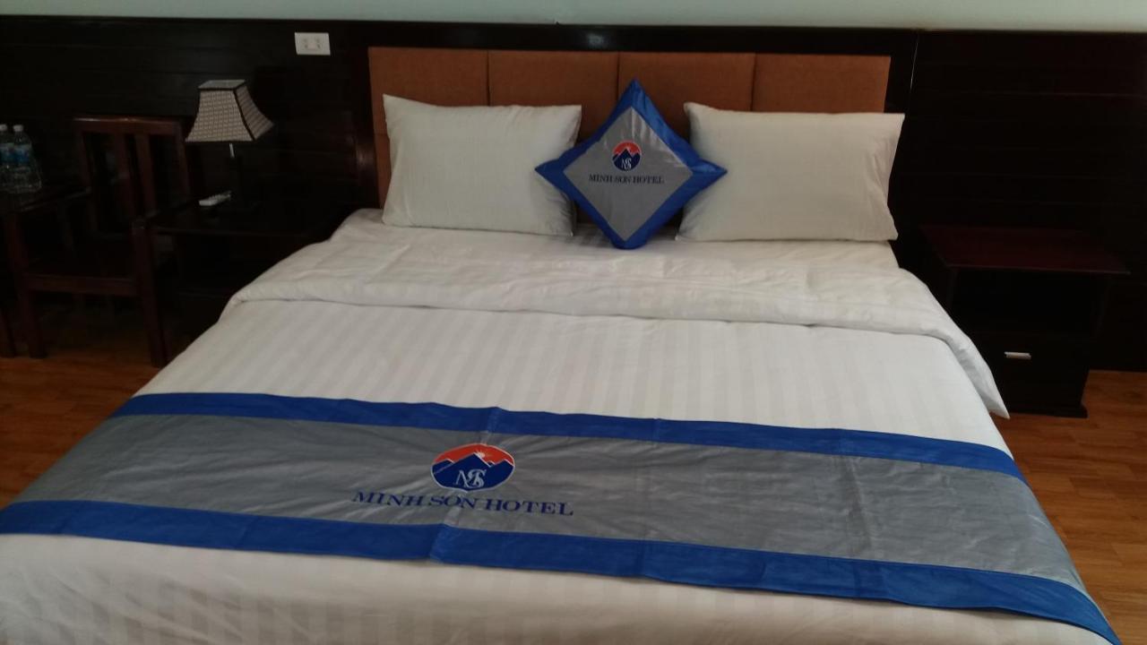 Minh Son Hotel Ta Lan Than Esterno foto