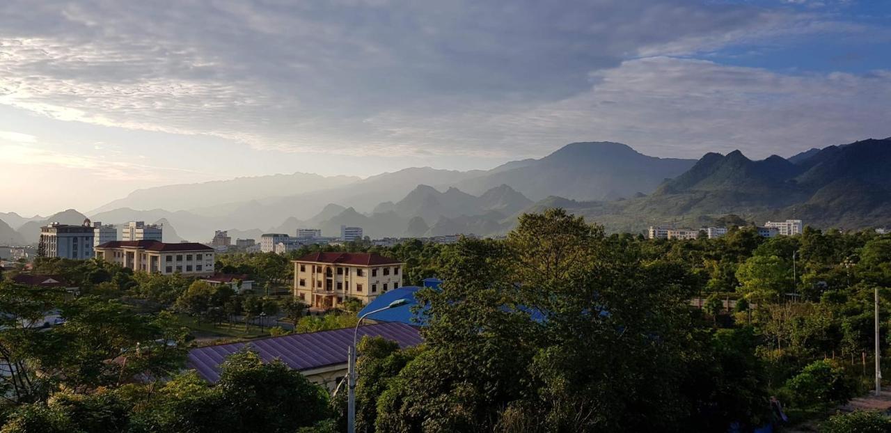 Minh Son Hotel Ta Lan Than Esterno foto