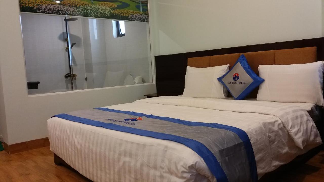 Minh Son Hotel Ta Lan Than Esterno foto